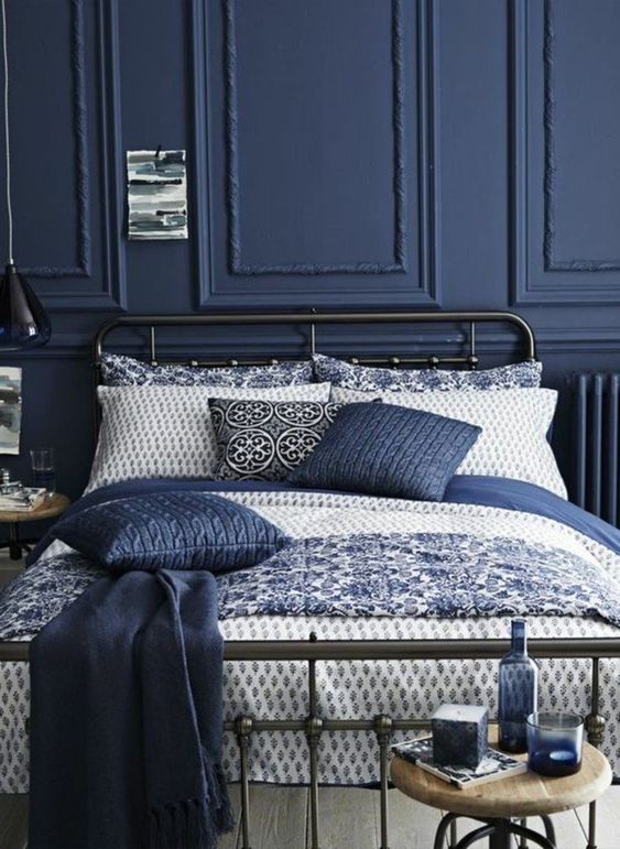 decoration-interieure-classic-blue-pantone-2020-clem-around-the-corner