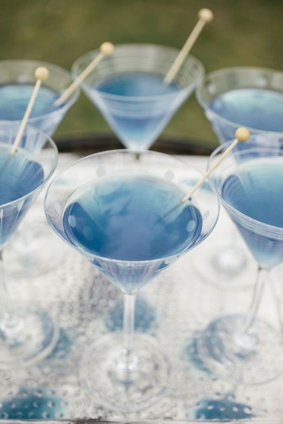 bar-a-cocktail-mariage-bleu-inspiration-casacomidaeroupaespalhada