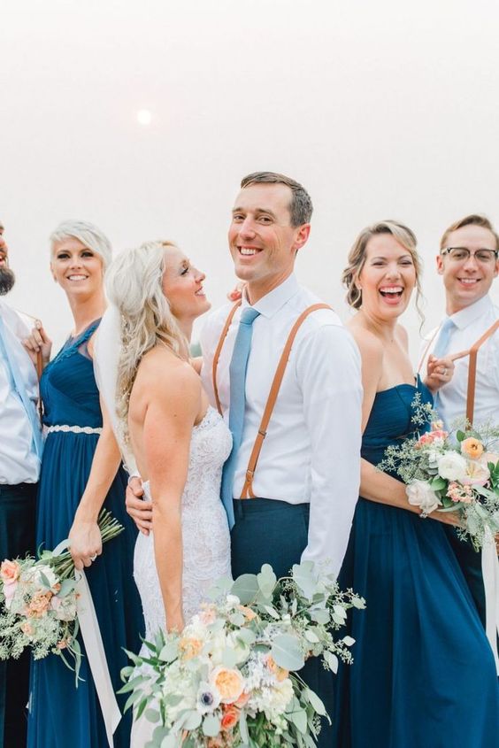 photo-mariage-couple-maries-bleu-boheme