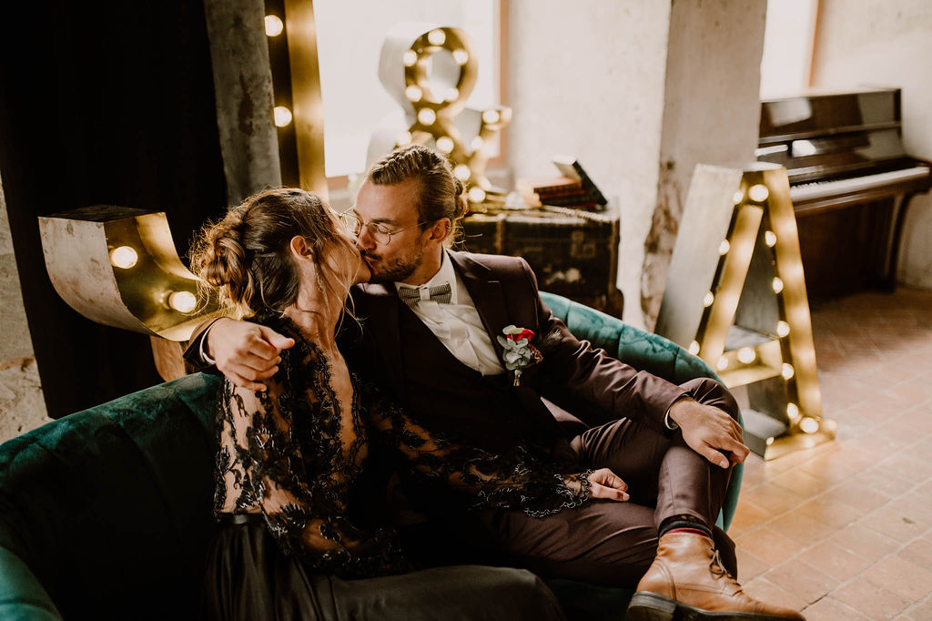 scenographie-photobooth-mariage-normandie-lettres-geantes-lumineuses