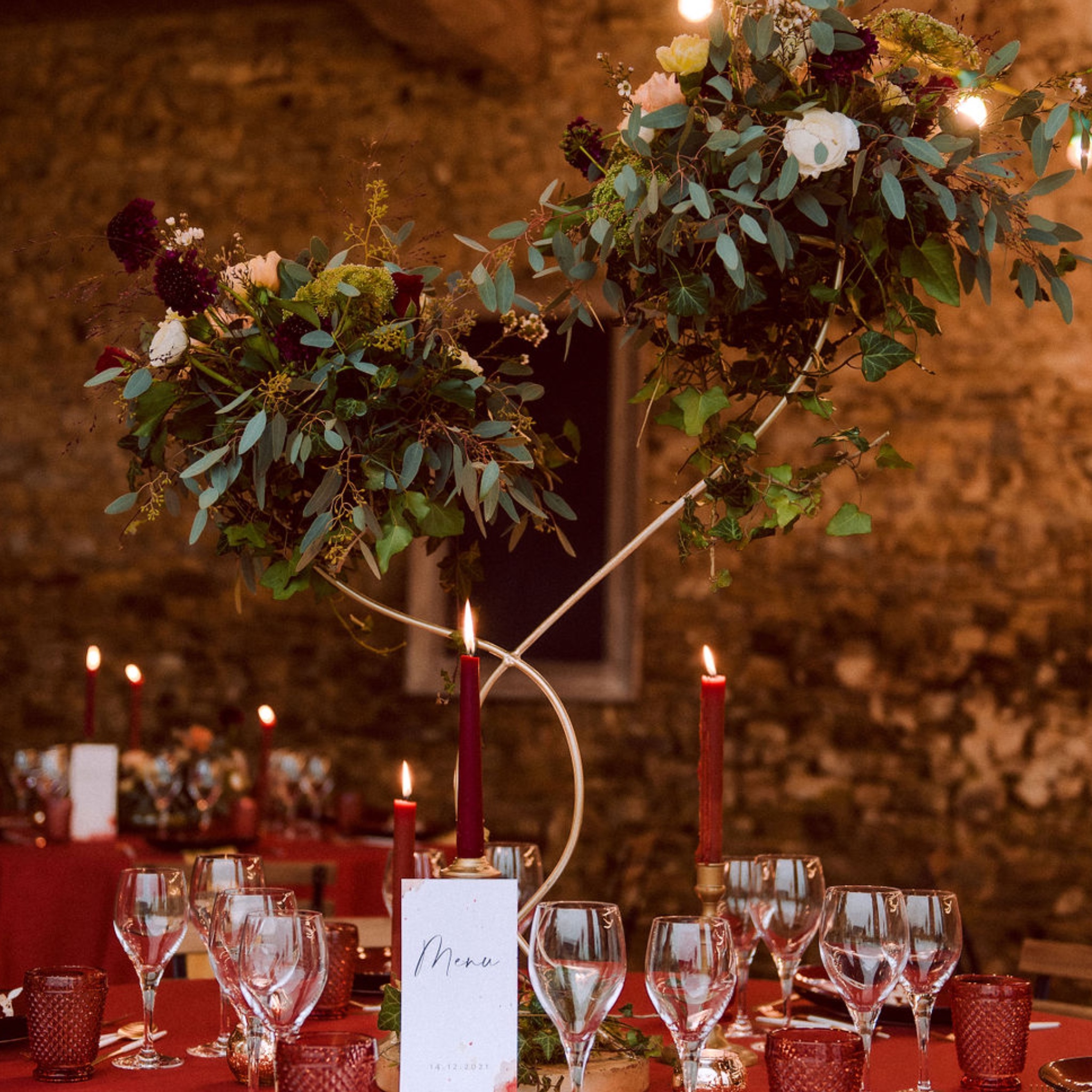 Structure croisée table mariage
