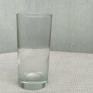 Petit vase cylindrique pour table de mariage