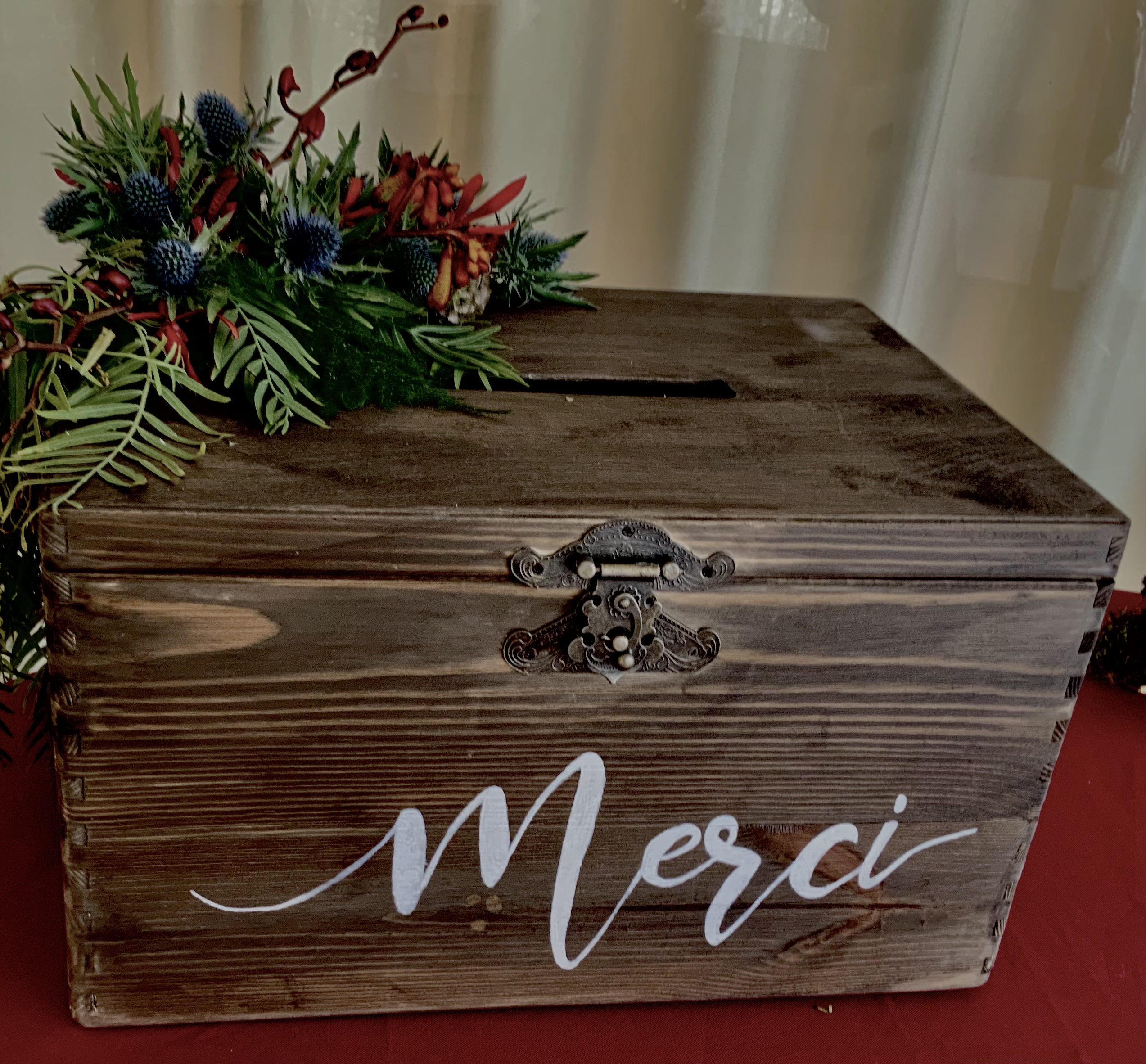 Location urne mariage. Urne en bois deco mariage location normandie