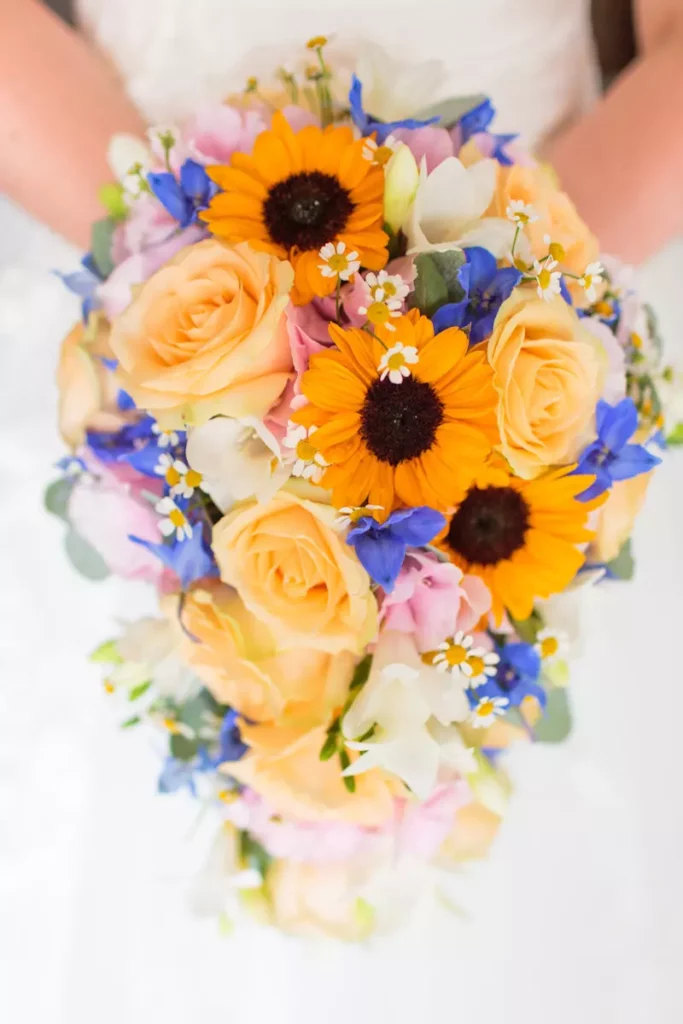 mariage chromatique jaune