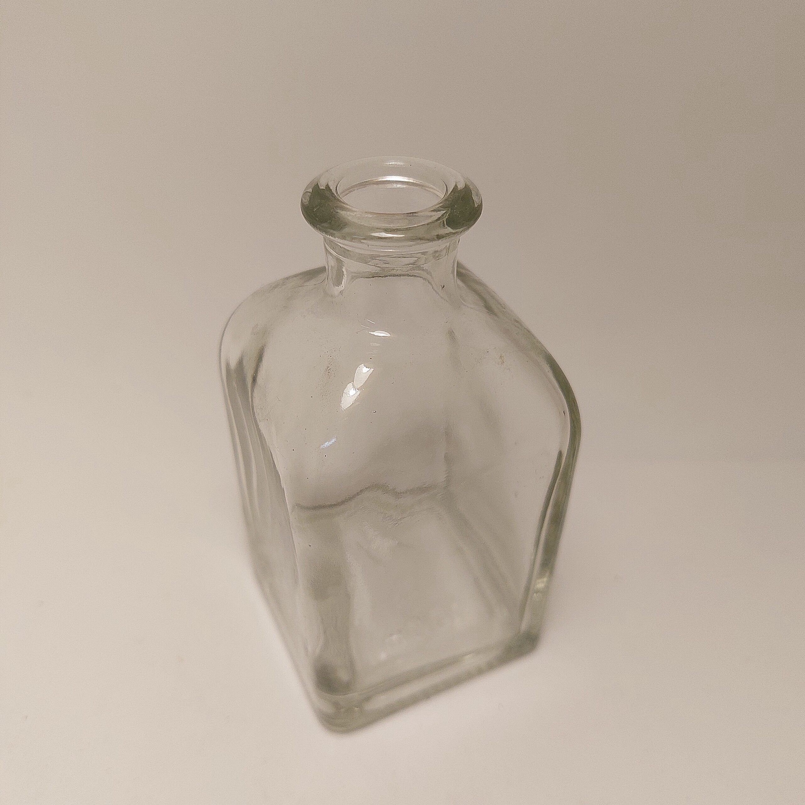 vase transparent