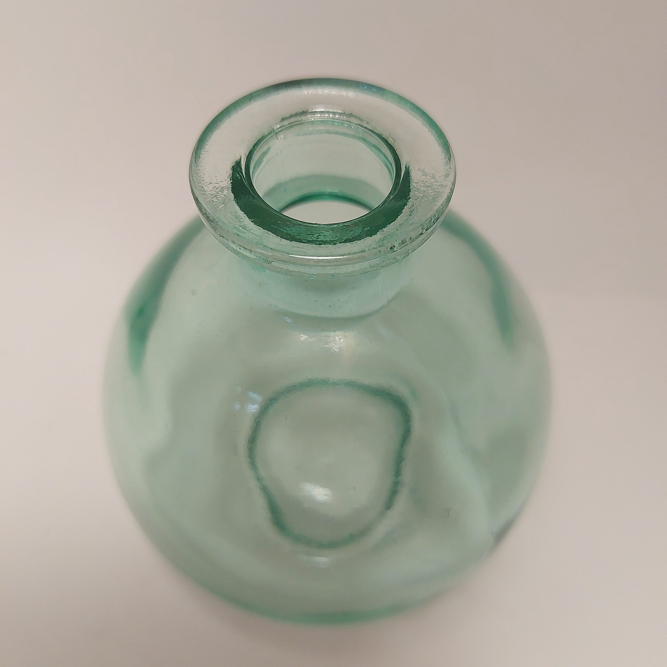 vase verre bleu