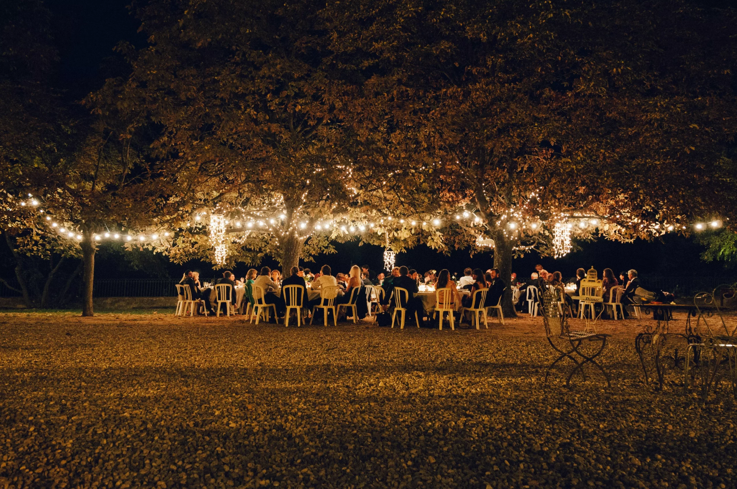 Mariage en automne cover Location lumières Mariage en automne : comment créer une ambiance cosy ?