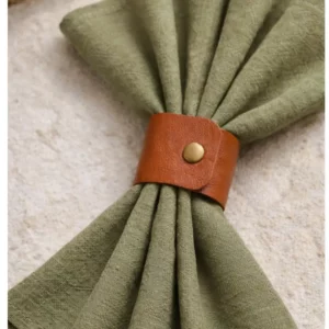 Rond de serviette cuir mariage Elisa en location en Normandie