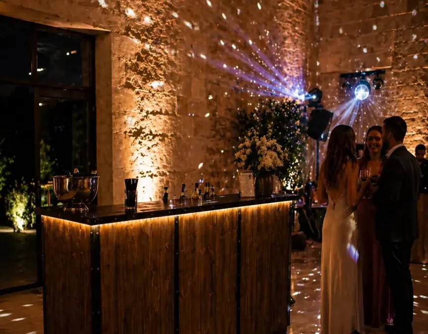 Bar en bois mariage Anne